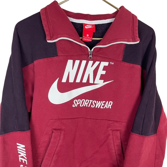 Nike Sportswear Colorblock Graphic Athletic Performance Pullover Sweatshirt - Picture 11 of 16